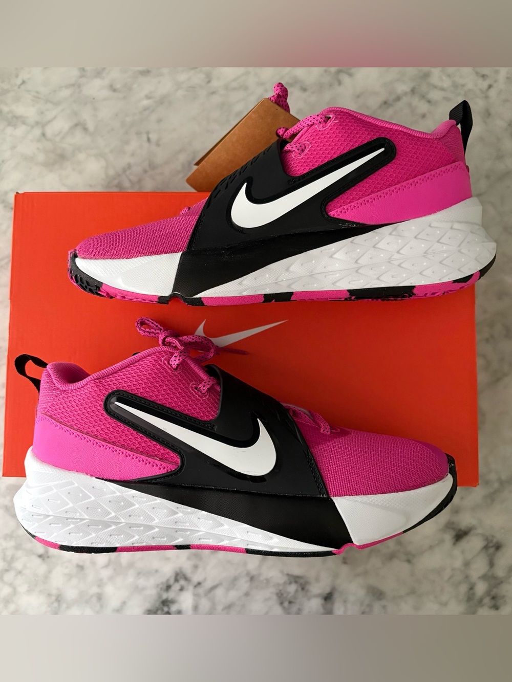 Nike Team Hustle D 12 Pink & Black Low Top Basketball Shoes Youth Big Girl 5 6 7
